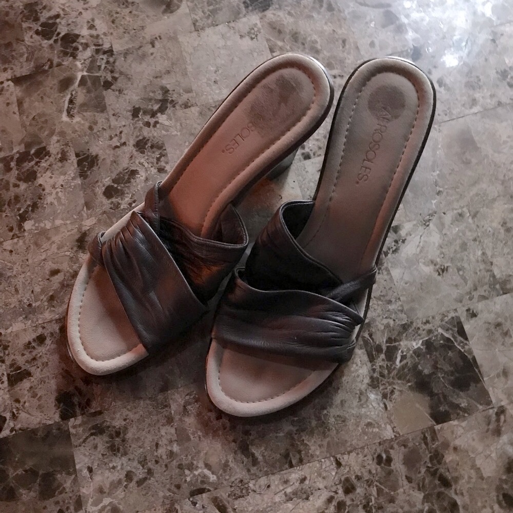 AEROSOLES - Brown Leather Slides - 11B - 3 1/2” heel.